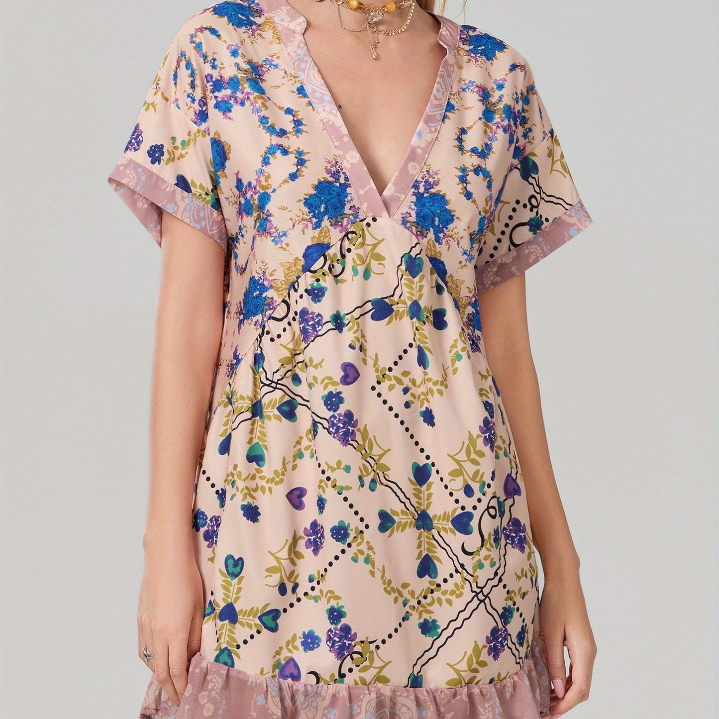 Women'S Bohemian Floral Print V-Neck Short Sleeve Dress with Pockets - Flowy A-Line Mini Dress in Red, Beige & Blue, Perfect for Summer & Casual Outings, Bohemian Dress