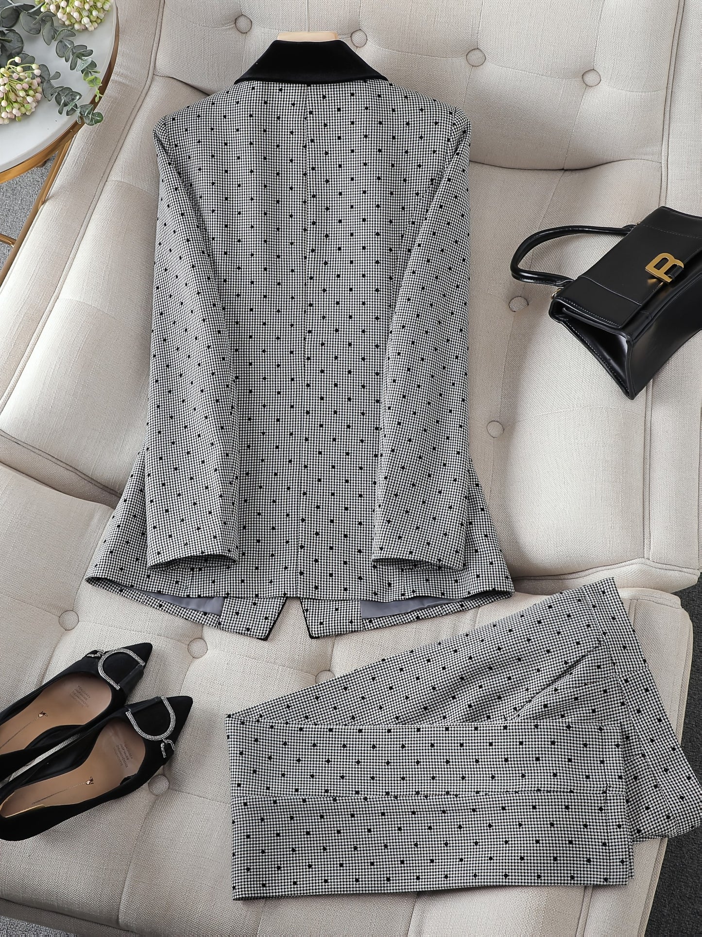 Women's Suit, Elegant Women's Wear, Workwear, Formal Suit, Two-Piece Set, Top and Bottom Outfit, Stylish Elegance Ensemble