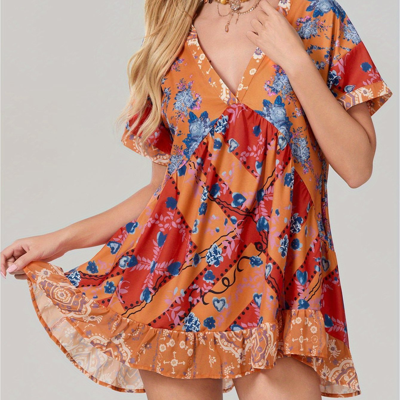 Women'S Bohemian Floral Print V-Neck Short Sleeve Dress with Pockets - Flowy A-Line Mini Dress in Red, Beige & Blue, Perfect for Summer & Casual Outings, Bohemian Dress