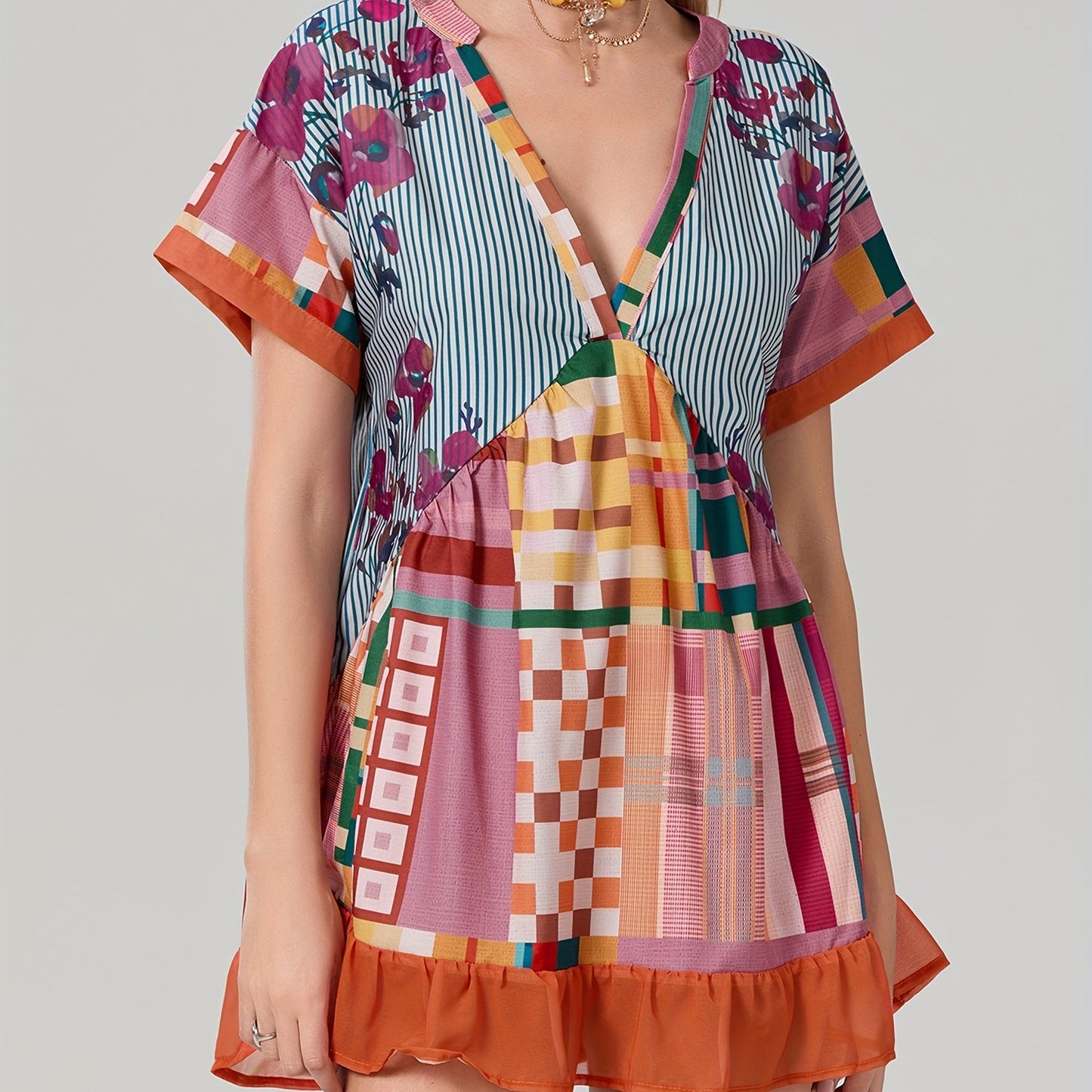 Women'S Bohemian Floral Print V-Neck Short Sleeve Dress with Pockets - Flowy A-Line Mini Dress in Red, Beige & Blue, Perfect for Summer & Casual Outings, Bohemian Dress