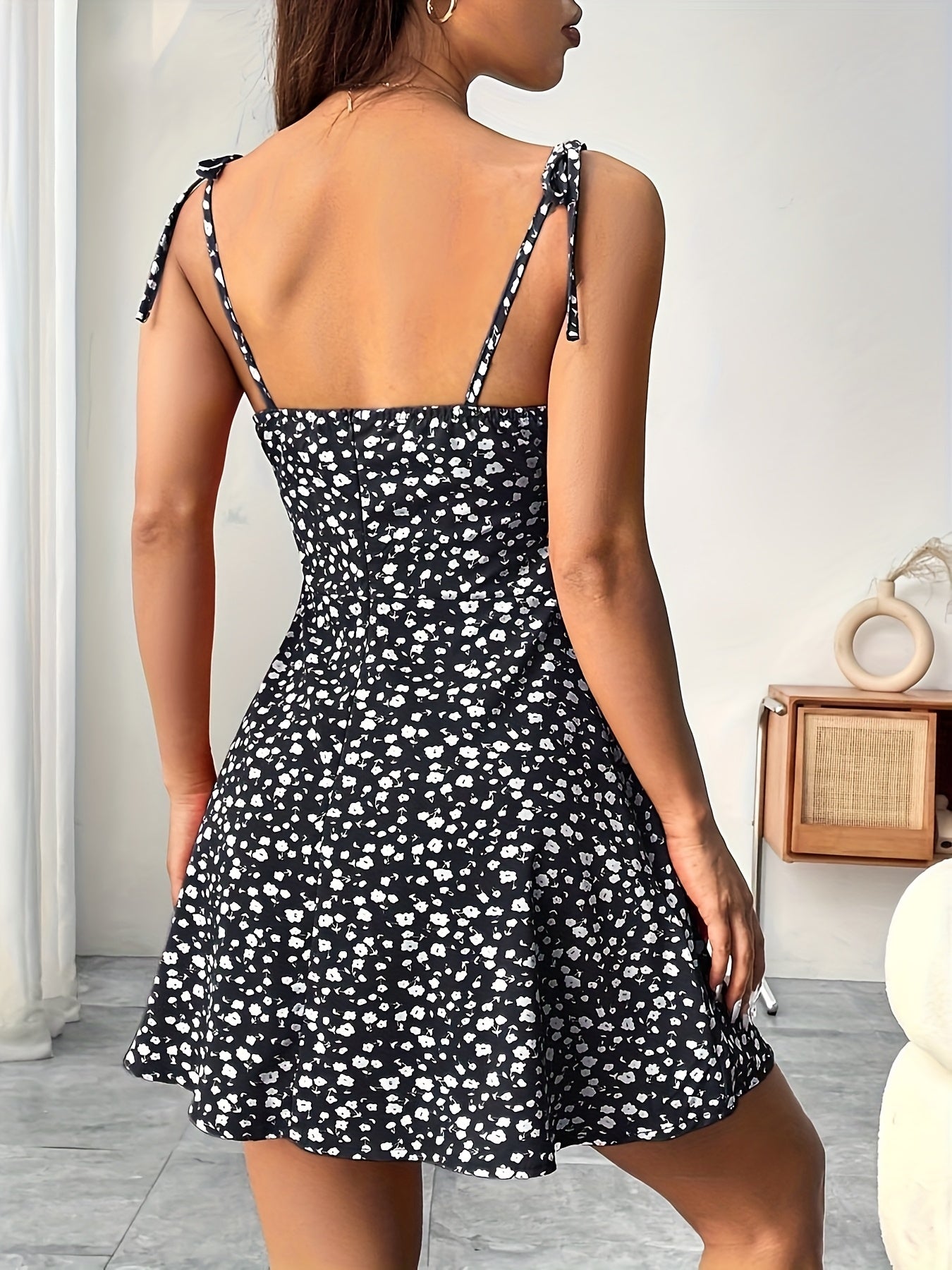 Women'S Sexy Floral Print Sleeveless Dress - Black & White Puff Sleeve A-Line Mini Dress with Ruffled Hem, Perfect for Summer Parties & Casual Outings, Cute Dress
